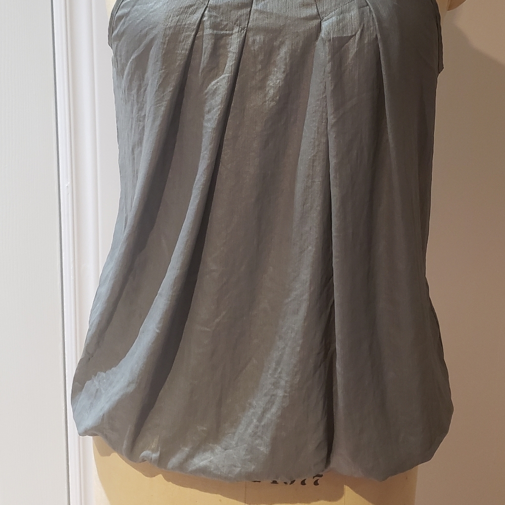 Open back halter top - Picture 5 of 5